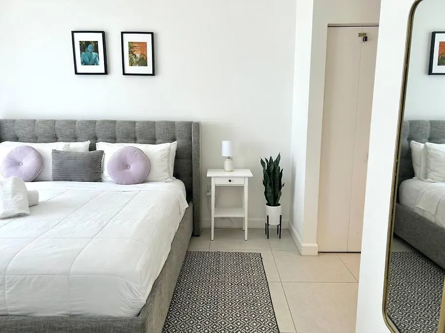 Apartment Comfortable In Downtown Doral *