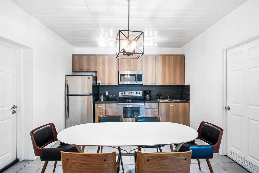 Spacious West Brickell Getaway, 4bedroom2bath Casa vacanze Miami