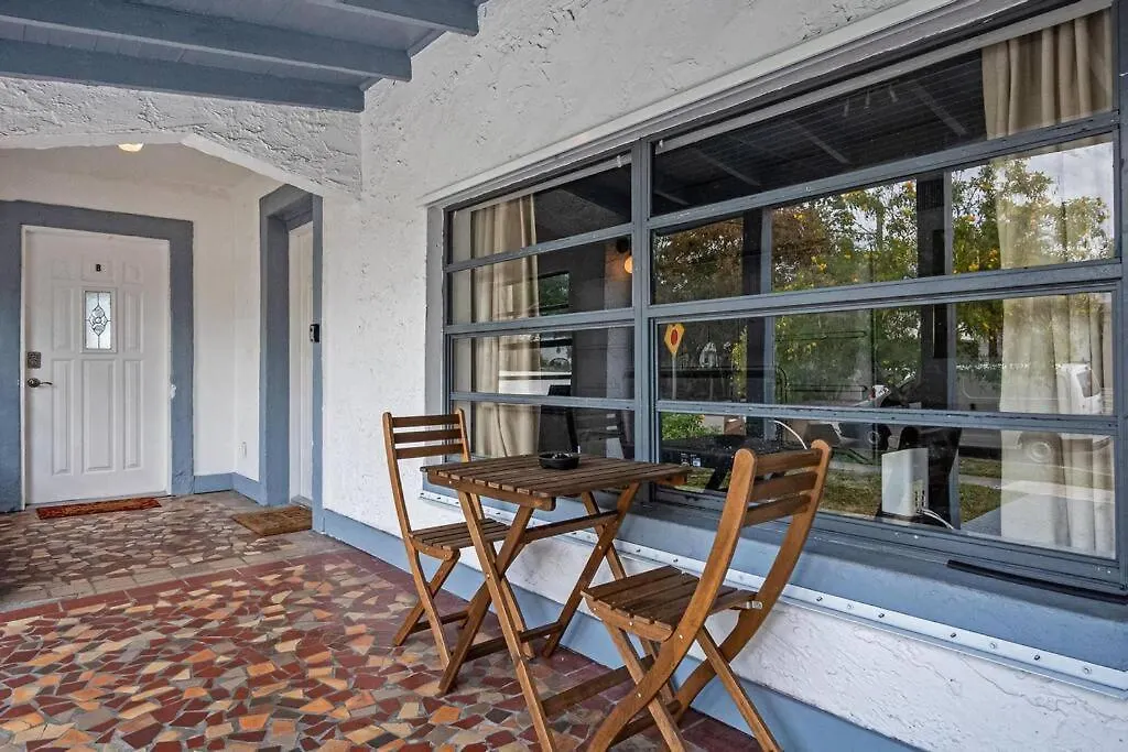Spacious West Brickell Getaway, 4bedroom2bath Casa vacanze *