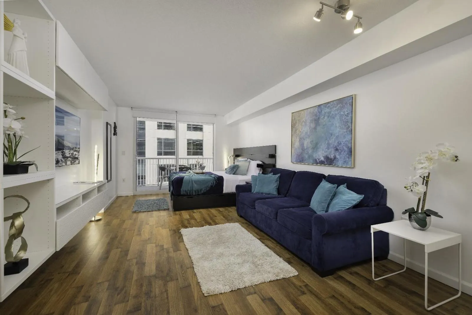 In Brickell With Pool, Gym, Free Parking And Game Apartment