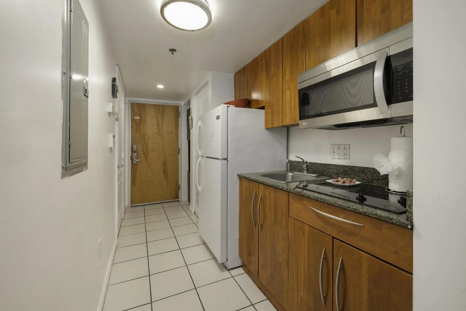 In Brickell With Pool, Gym, Free Parking And Game Apartment Miami