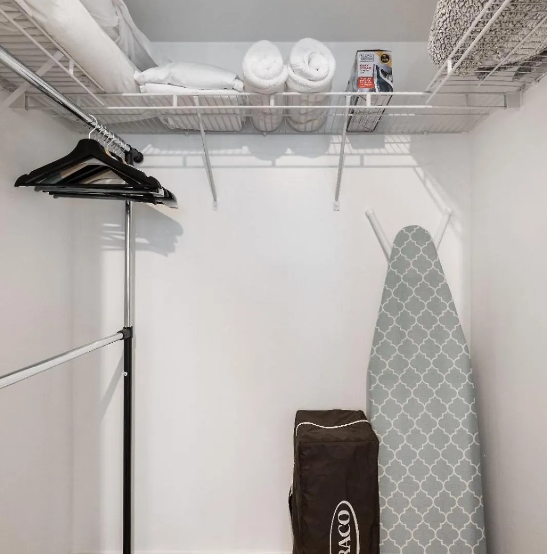 In Brickell With Pool, Gym, Free Parking And Game