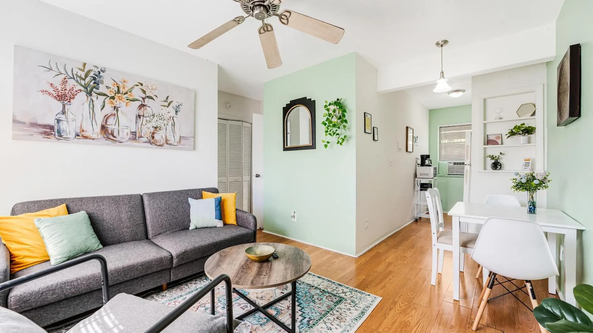 Apartment Serene 1br Steps From Downtown And Calle 8