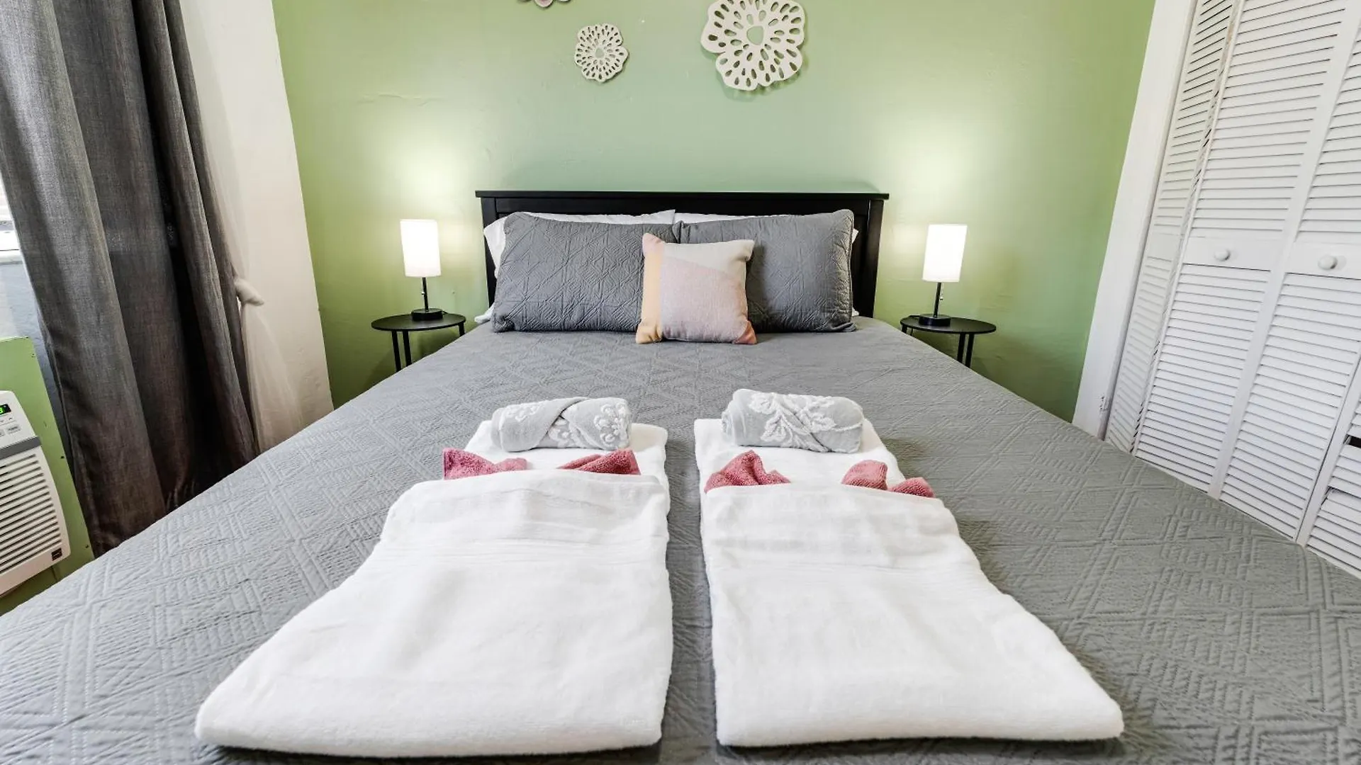 Serene 1br Steps From Downtown And Calle 8 Miami
