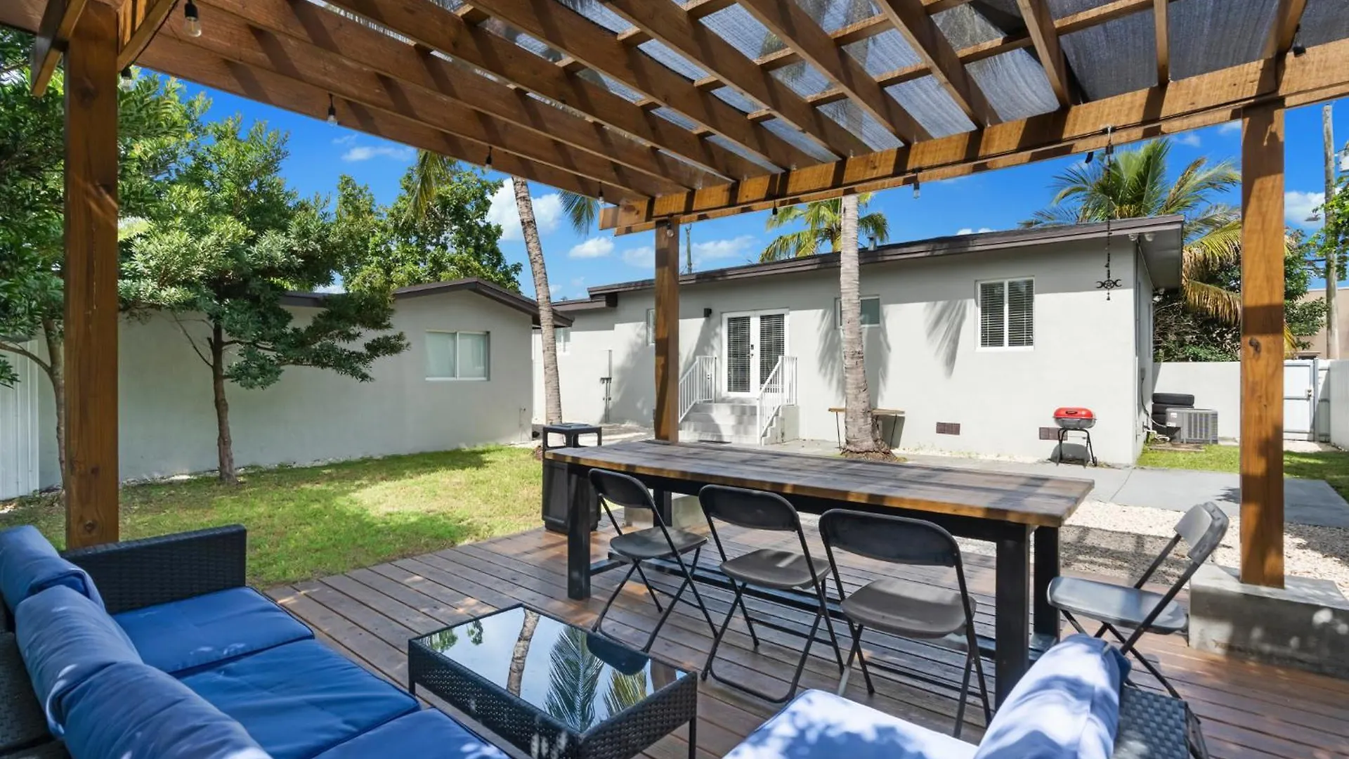 Coco Cozy Near Brickell Holiday home