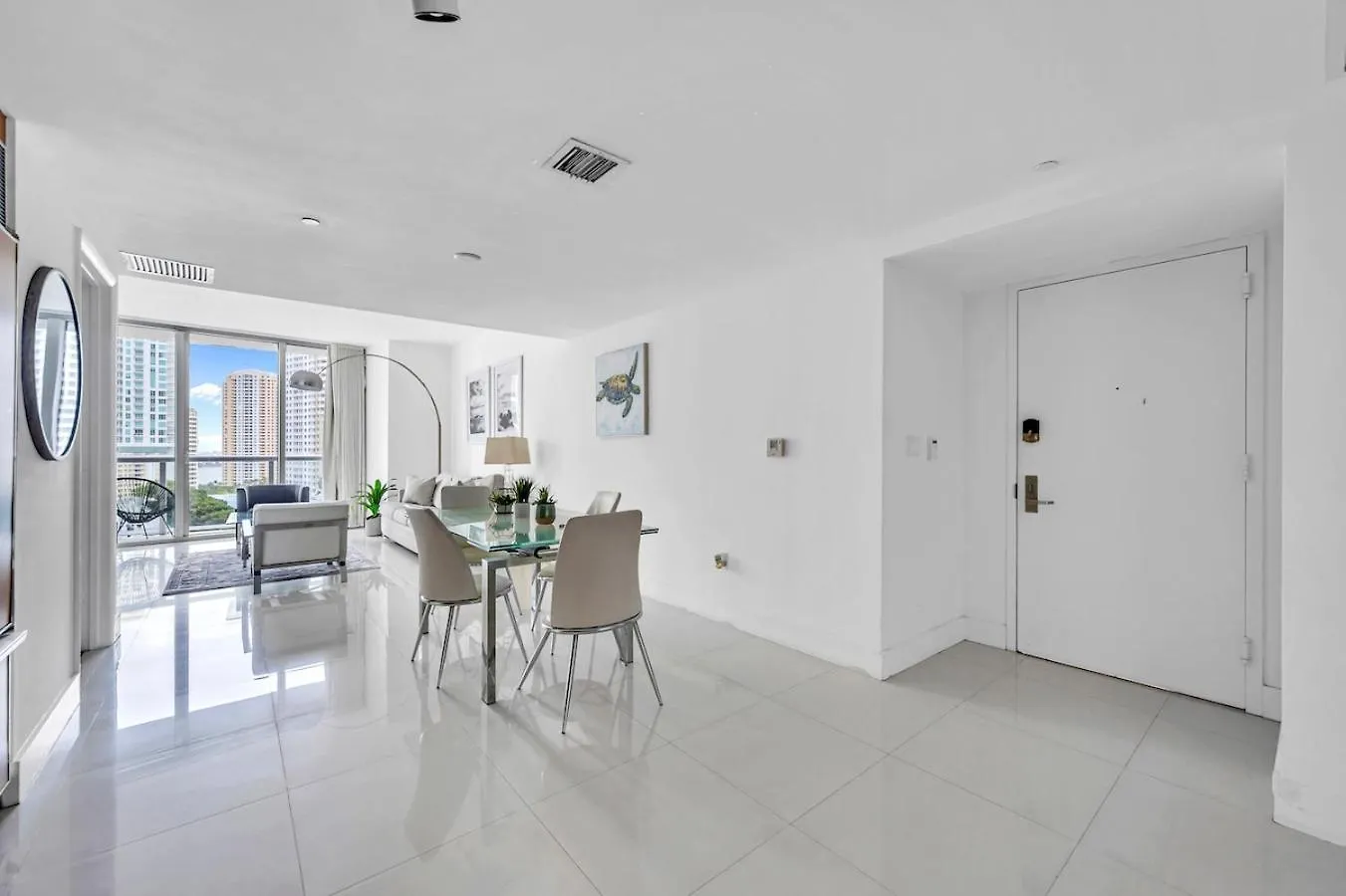 Unique 1br Icon Brickell Waterviews-freespa Apartment