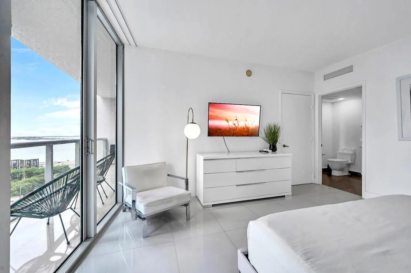 Unique 1br Icon Brickell Waterviews-freespa *