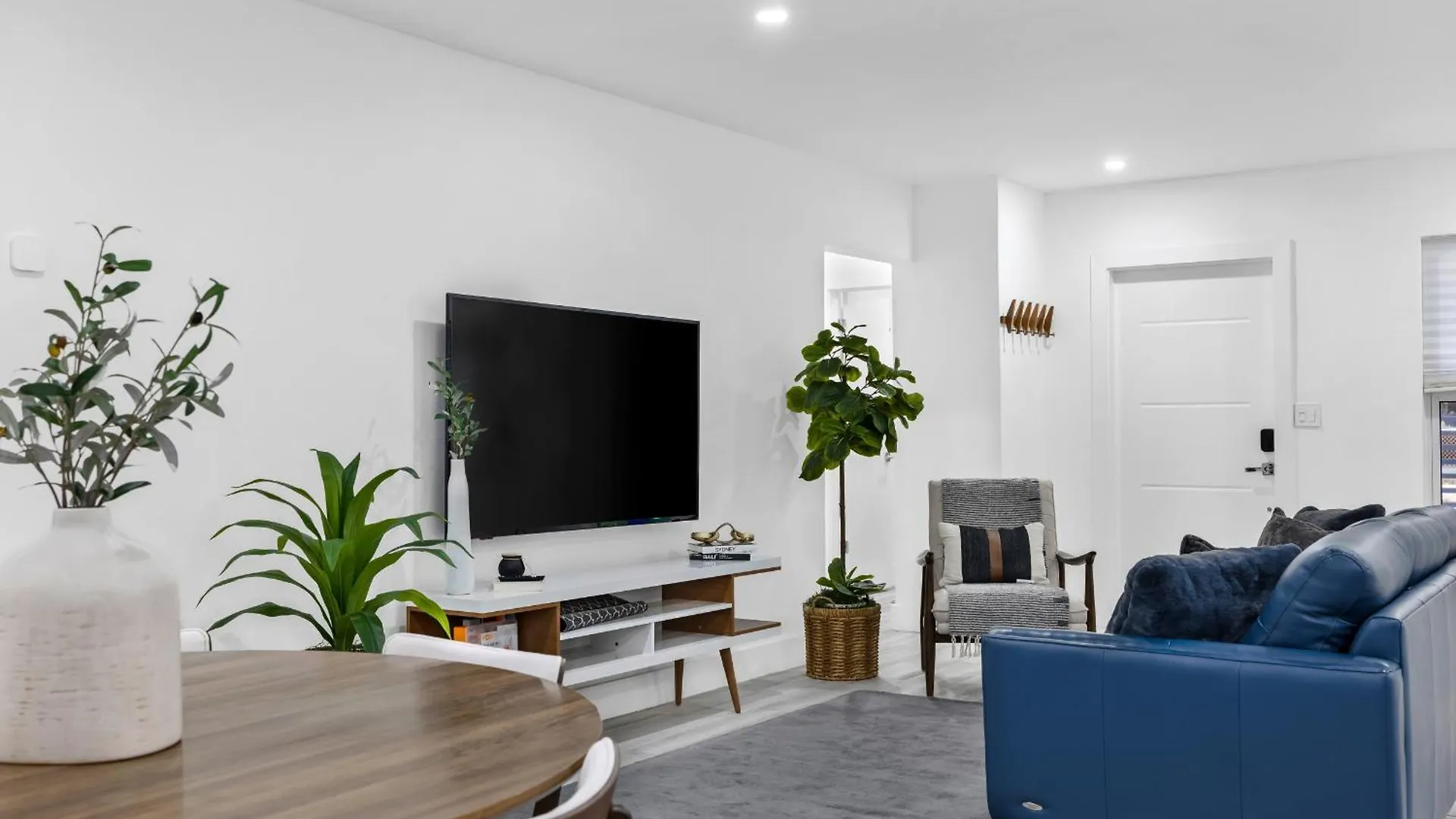 Holiday home Modern In Design District !
