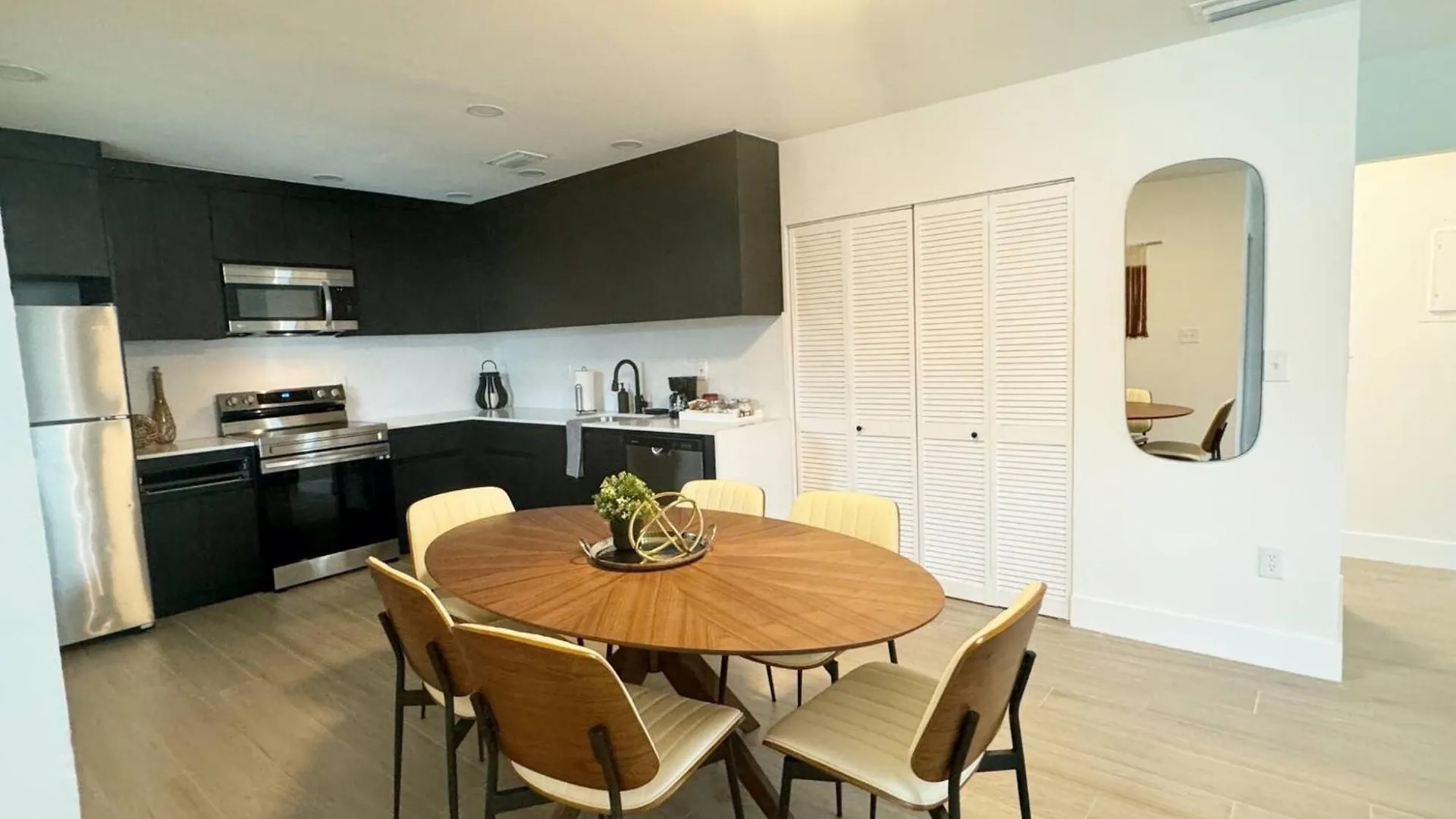 Stylish Wynwood Retreat Near Art District *