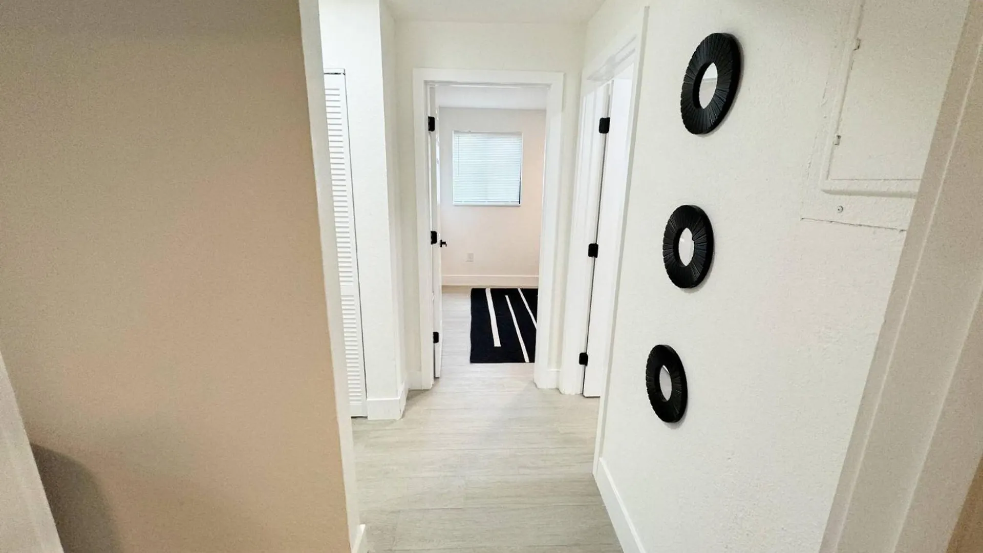 Designers Delight At Wynwood Cove Comfort Style Apartment Miami