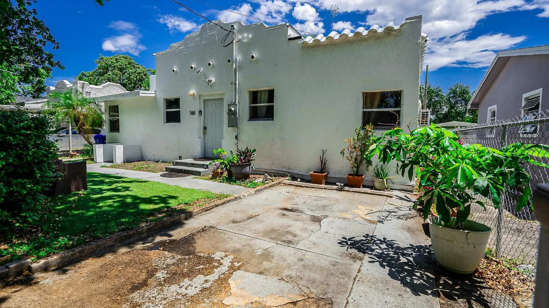 Private #3 Parking Tv Cable Tv, Wifi Centrally Located