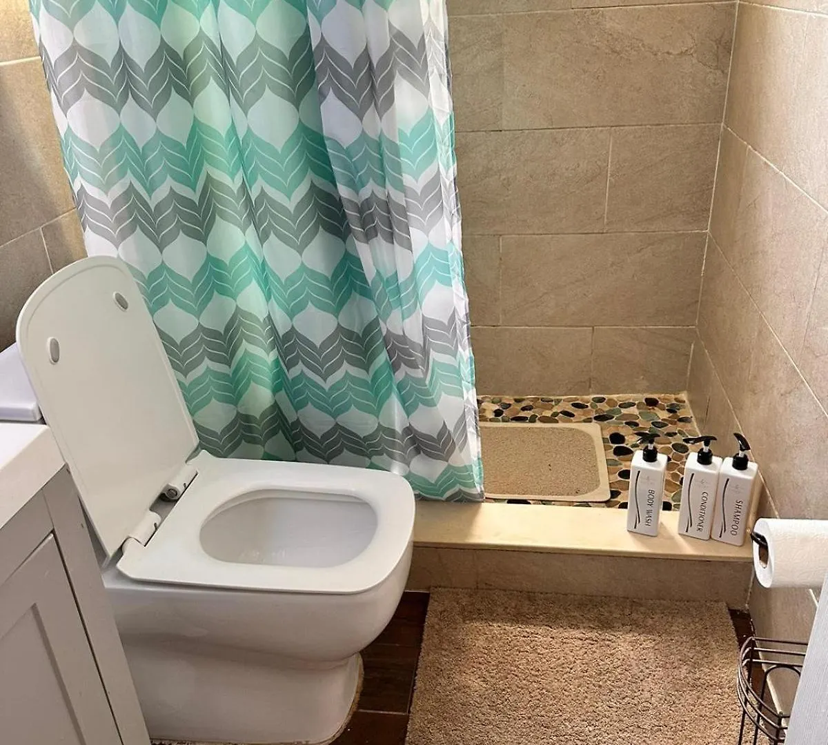 Private At Centrally Located With Free Parking * Miami