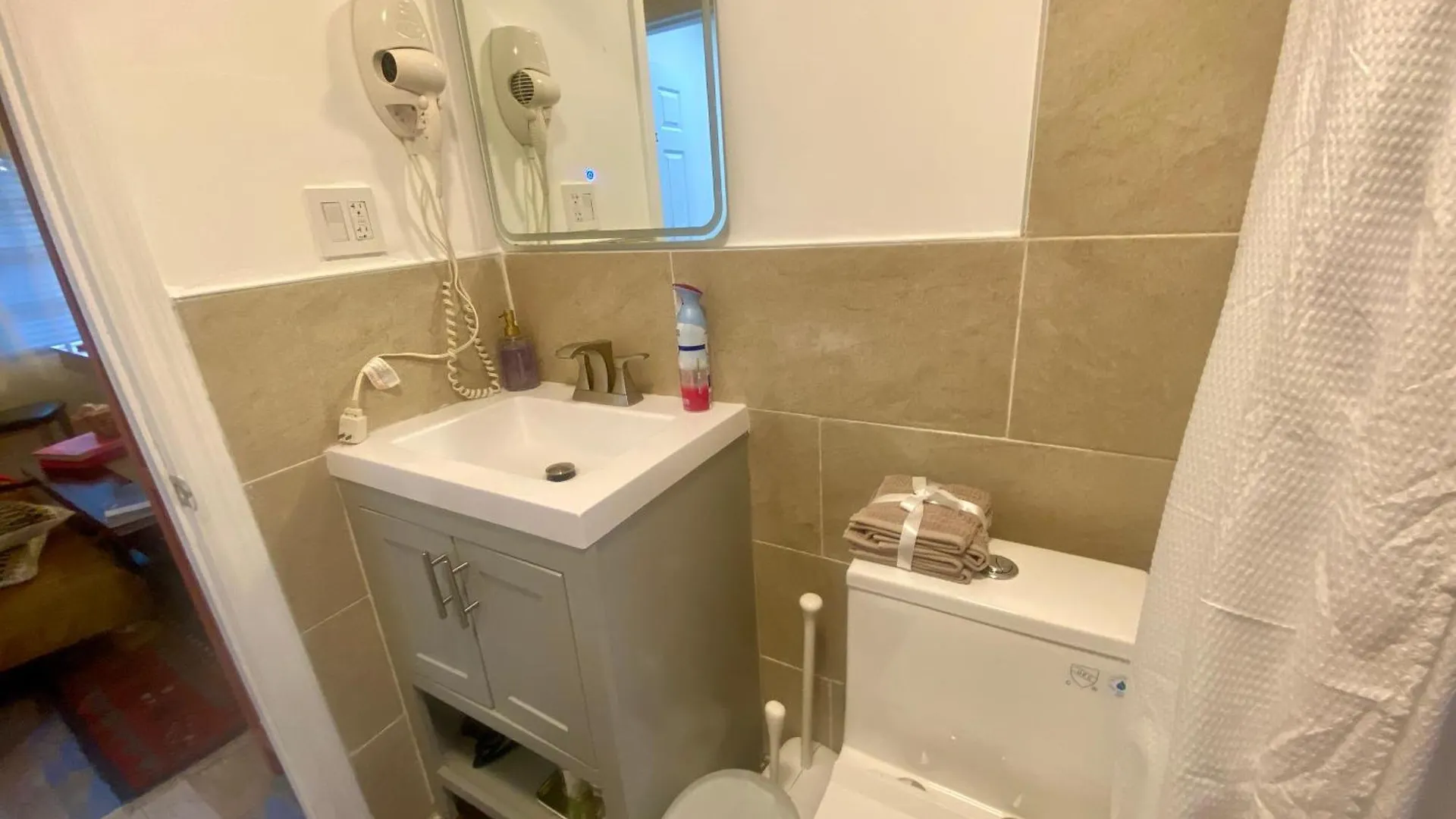 Private At Centrally Located With Free Parking *