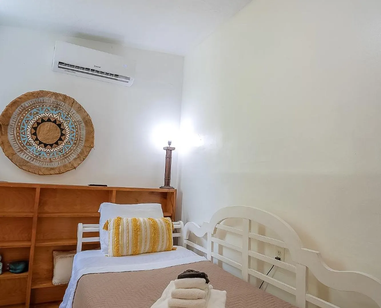 Private At Miami, Buena Vista With Parking Homestay