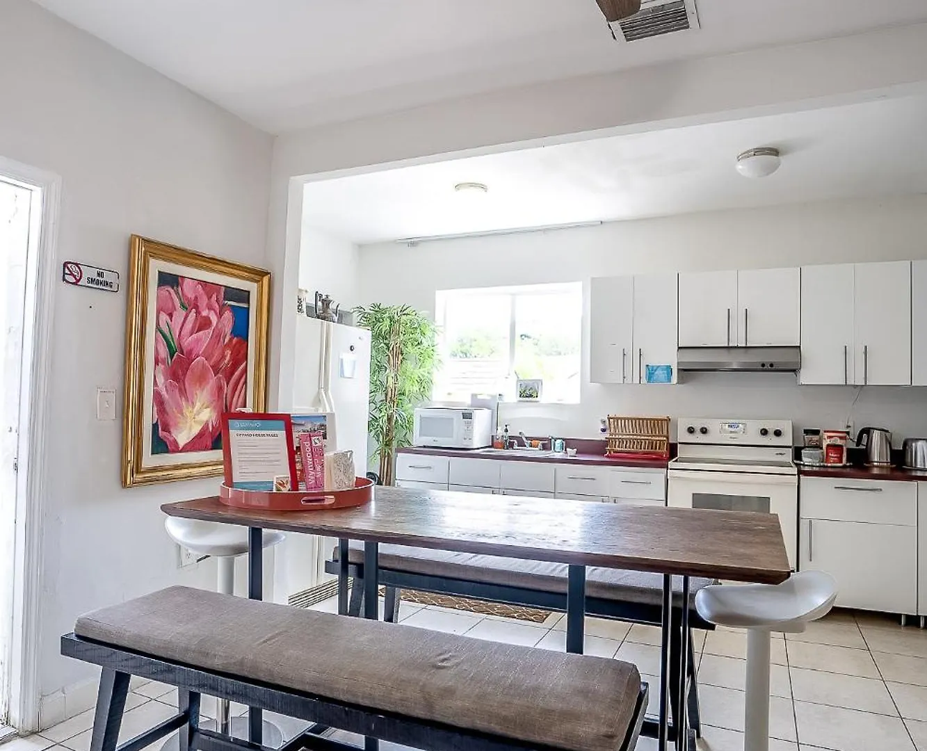 Private At Miami, Buena Vista With Parking Miami
