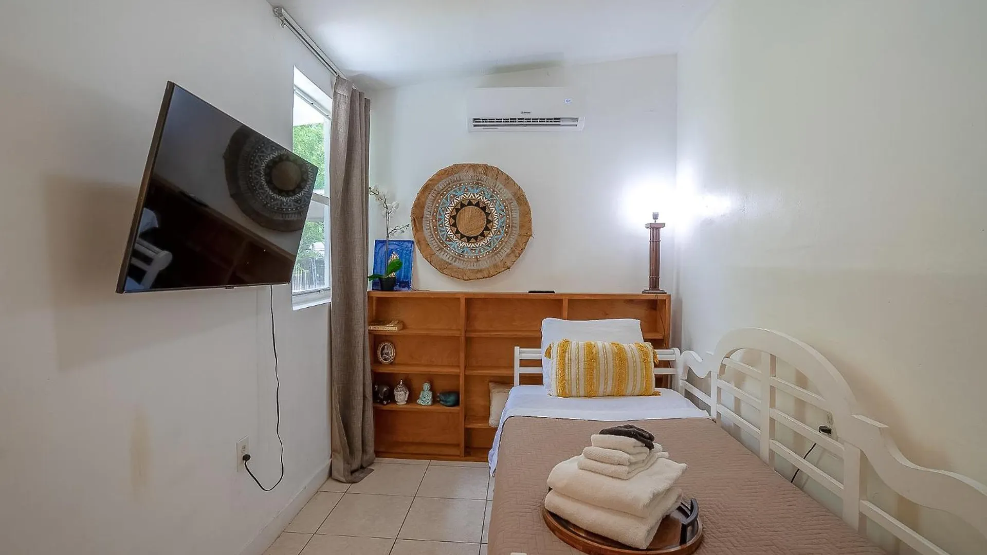 Homestay Private At Miami, Buena Vista With Parking *