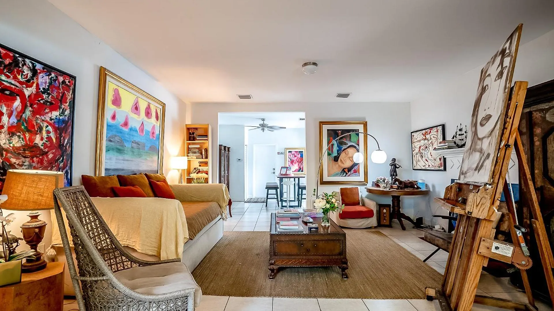 Private At Miami, Buena Vista With Parking Miami