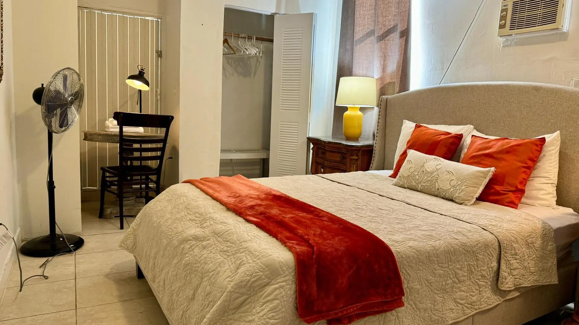 Homestay Private At Miami, Buena Vista With Parking