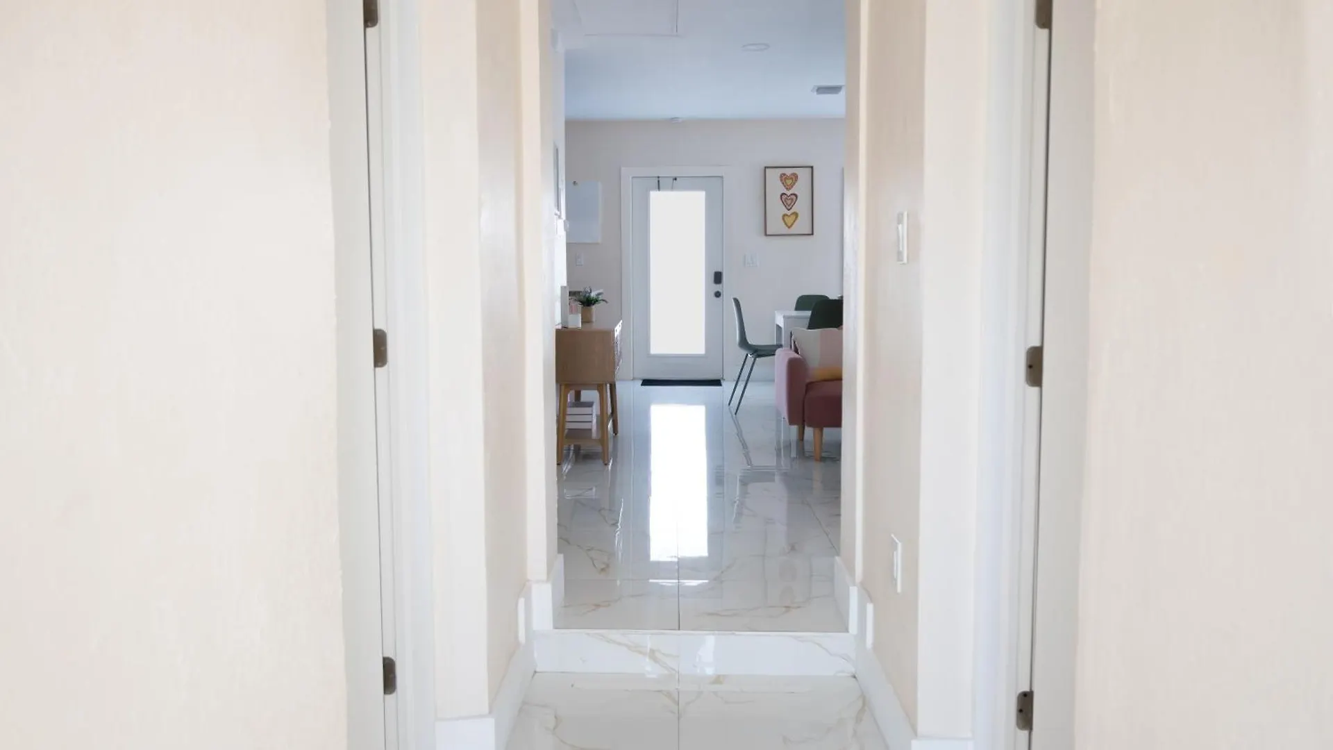 Getaway In Little Havana Near Airport, Wynwood, Calle 8 Brickell, Coral Gables And , Fenced Parking *