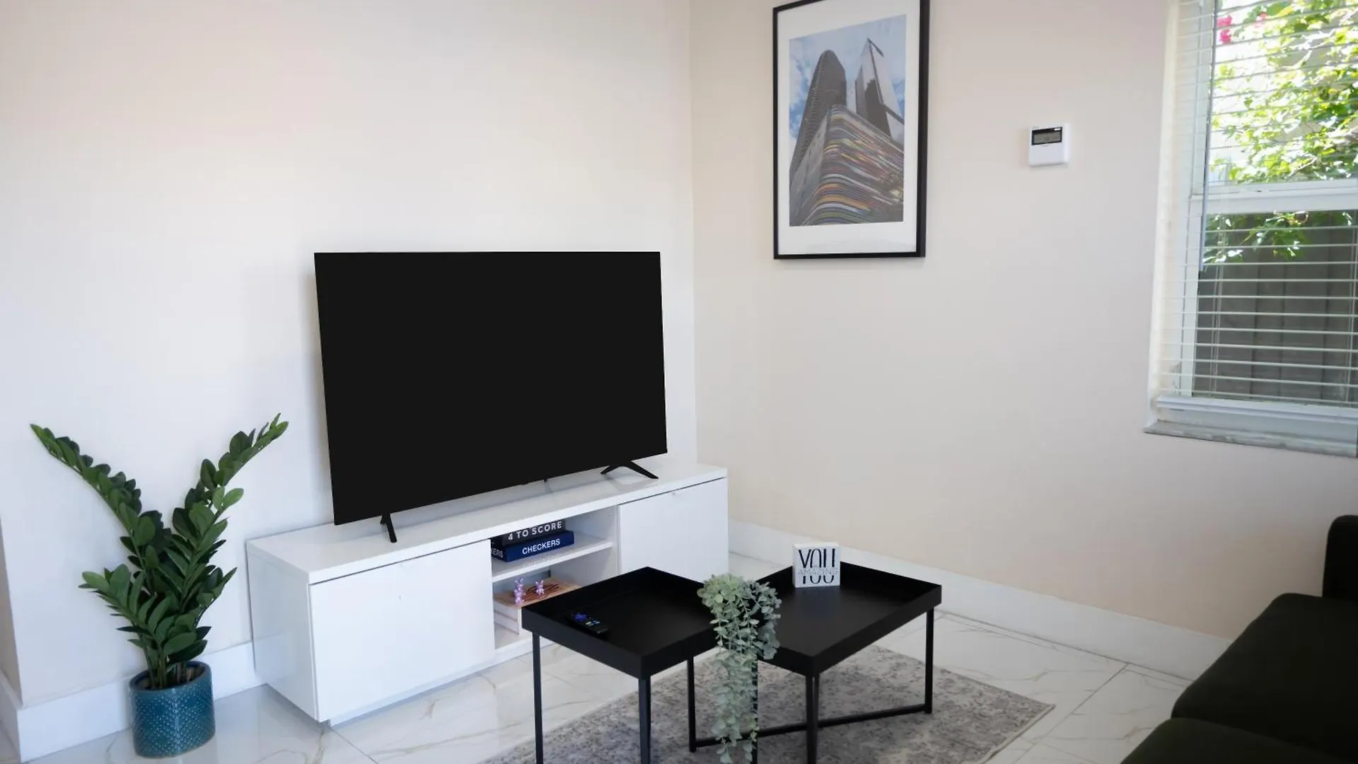 Apartment Cozy Airport, Kingbed, Fenced Parking - Little Havana Near Airport, Wynwood, Calle 8 Brickell, Coral Gables And Miami