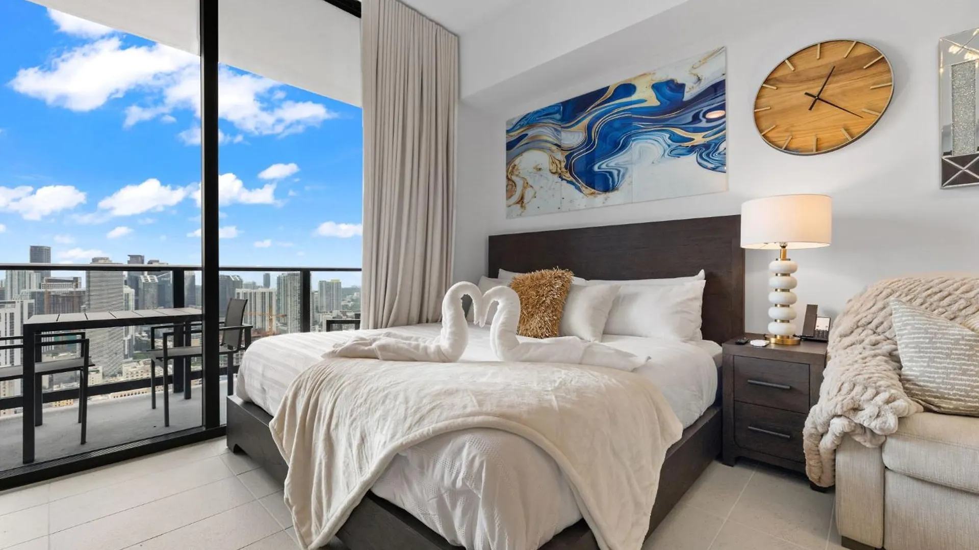 Ph 49 Floor Luxury W Free Parking Apartment