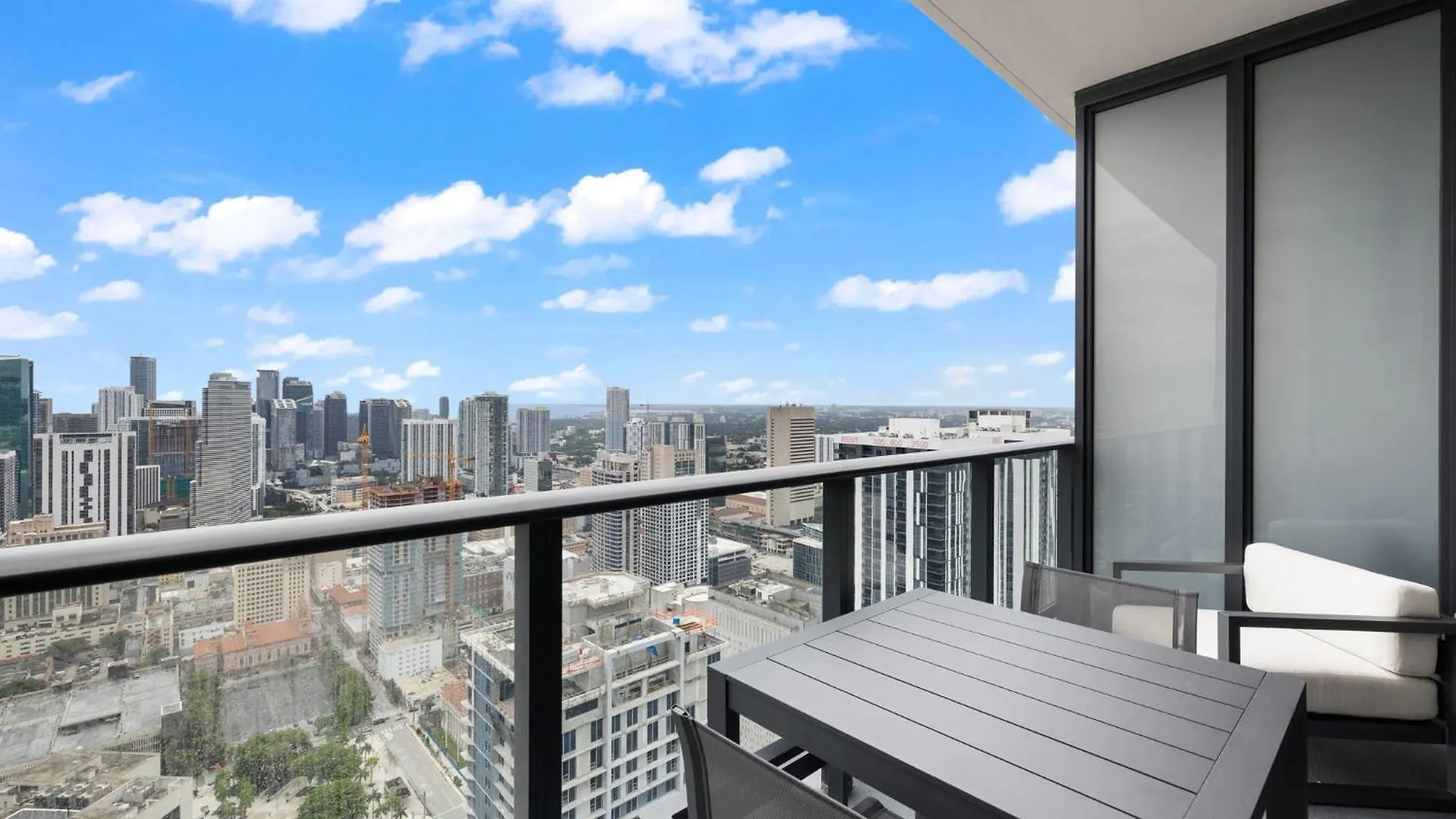 Apartment Ph 49 Floor Luxury W Free Parking Miami
