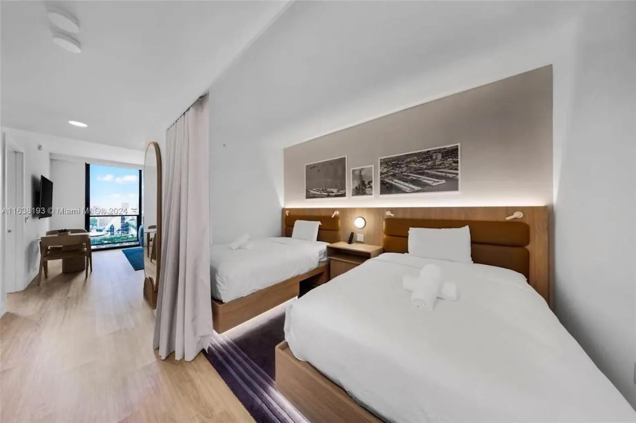 2 Bedroom At Gale Downtown Pool Gym Apartment *