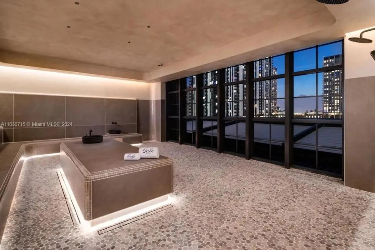 Lejlighed 2 Bedroom At Gale Downtown Pool Gym
