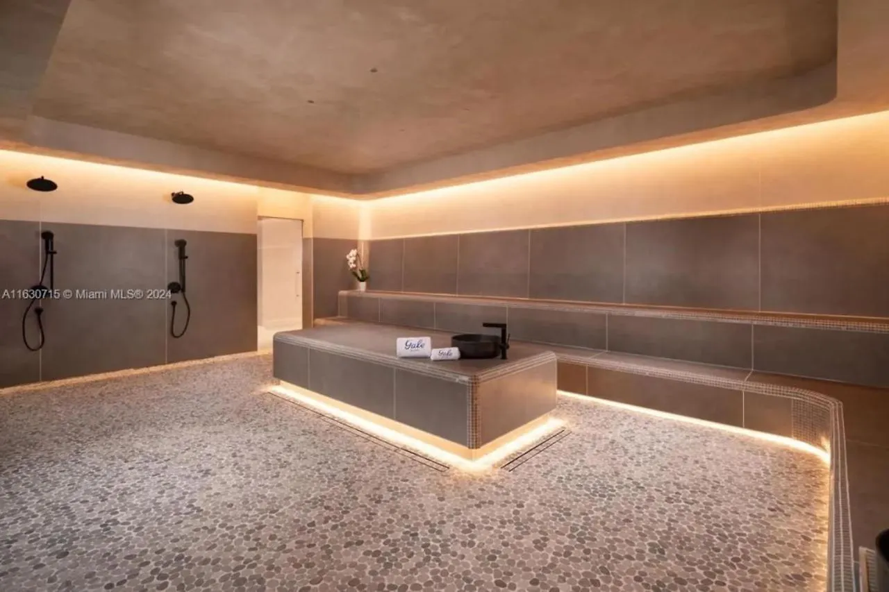 2 Bedroom At Gale Downtown Pool Gym * Miami