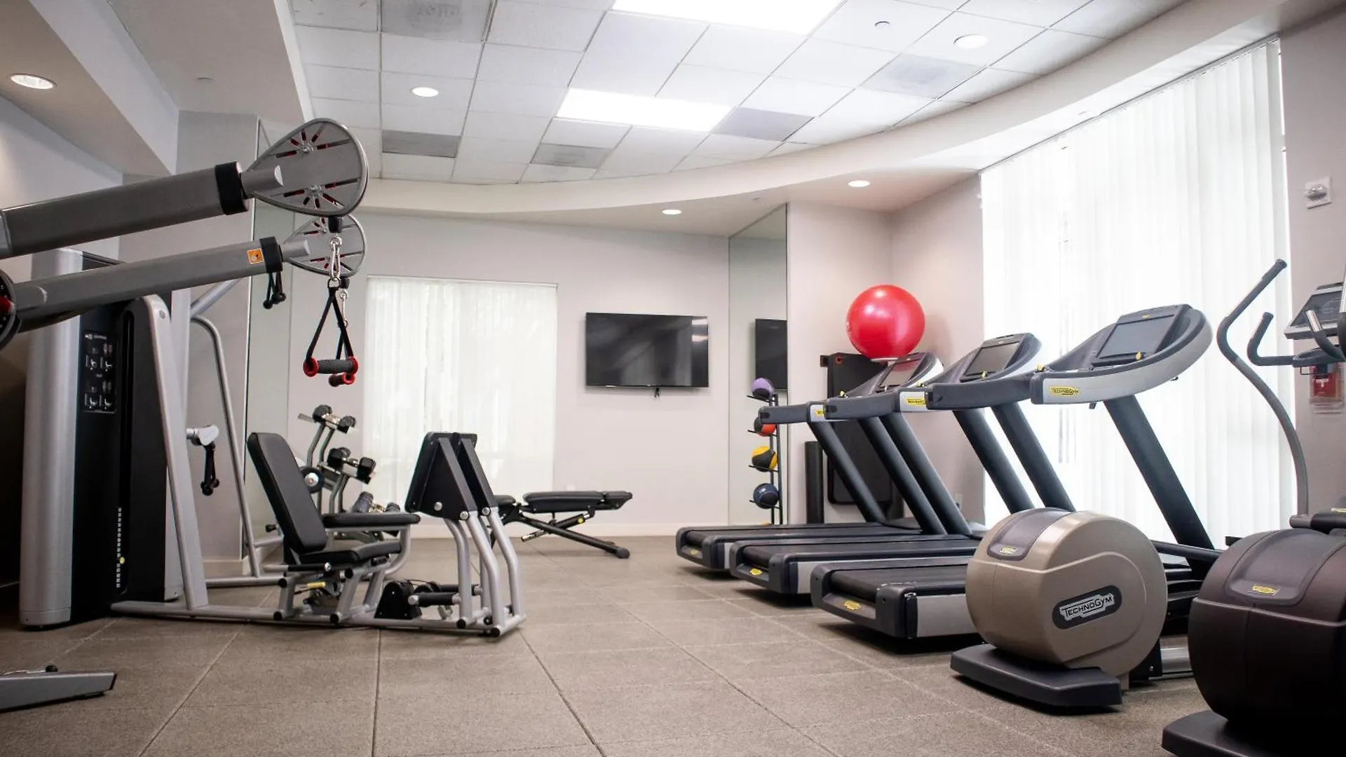 Courtyard Miami Dadeland Отель