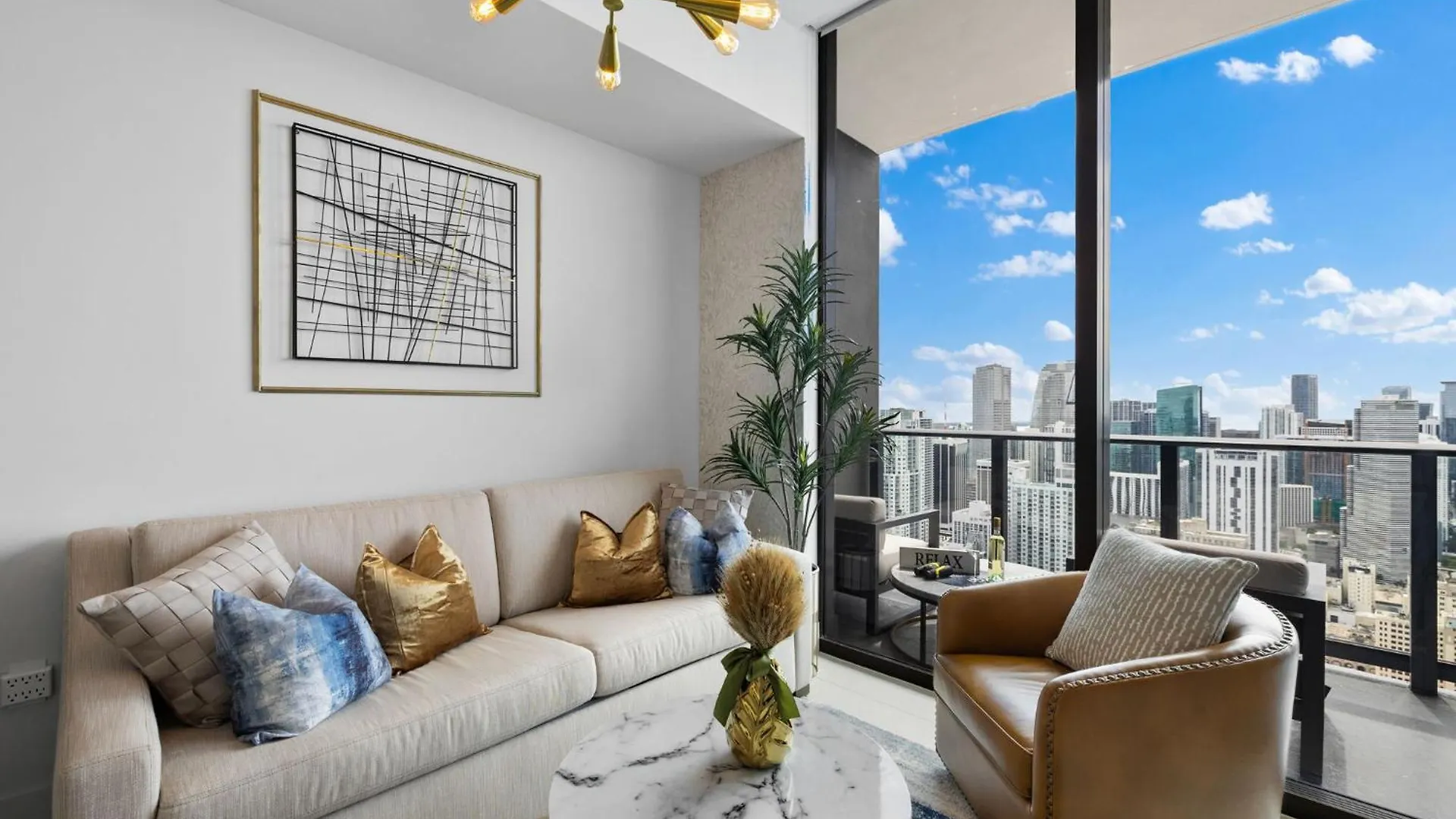 Ph 5107 Fl 1 Bedroom Lux Ocean View In Downtown Miami