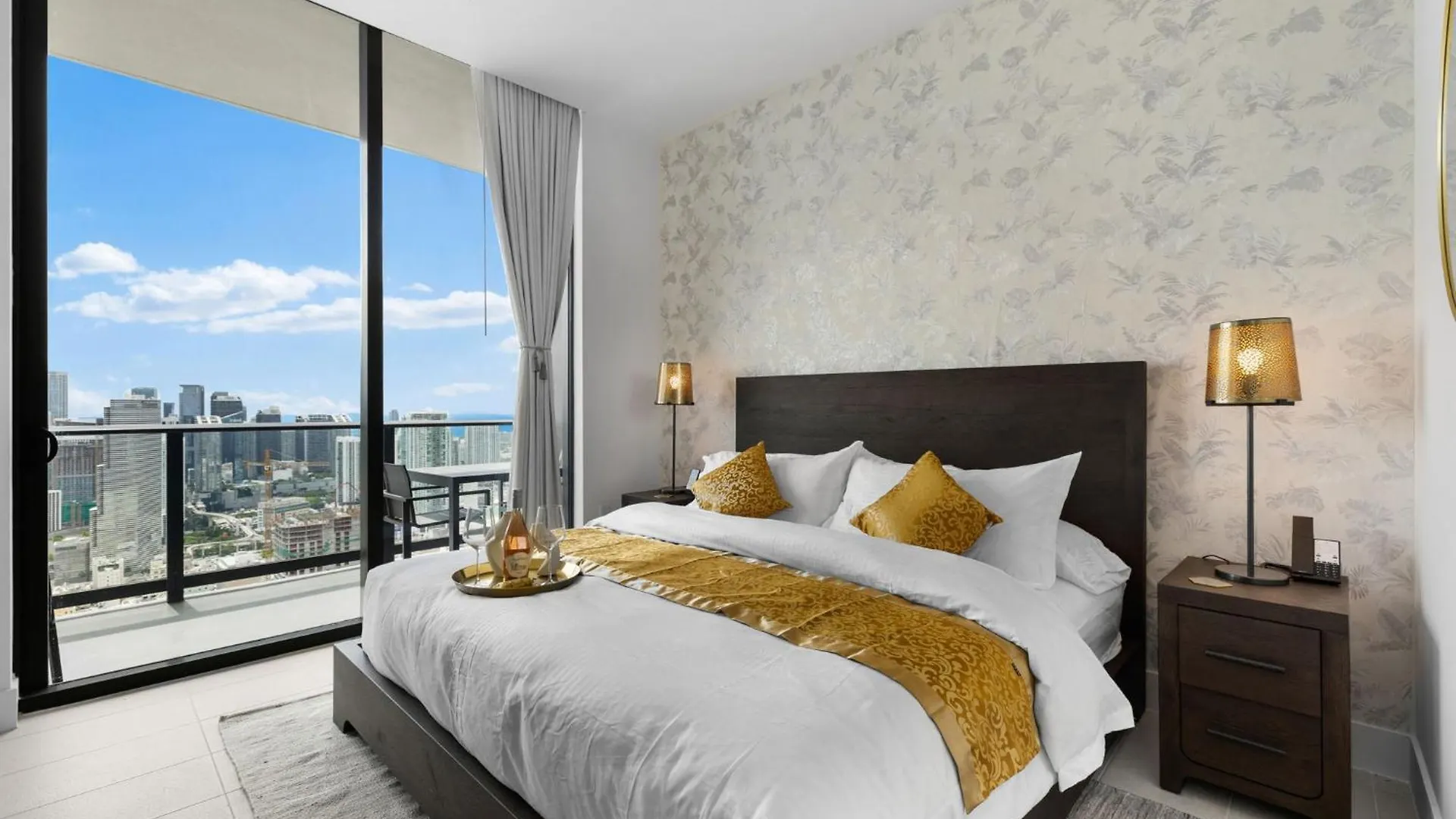 Apartment Ph 5107 Fl 1 Bedroom Lux Ocean View In Downtown Miami