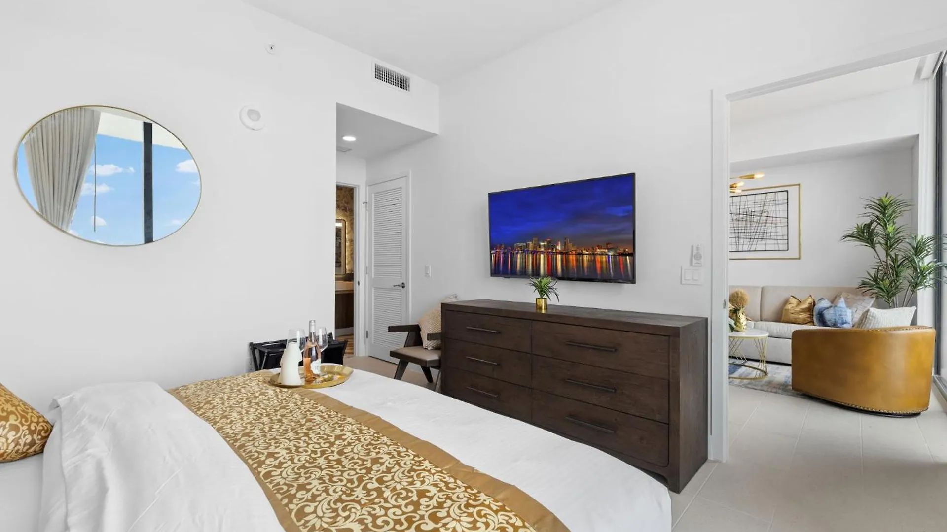 Ph 5107 Fl 1 Bedroom Lux Ocean View In Downtown Apartment Miami