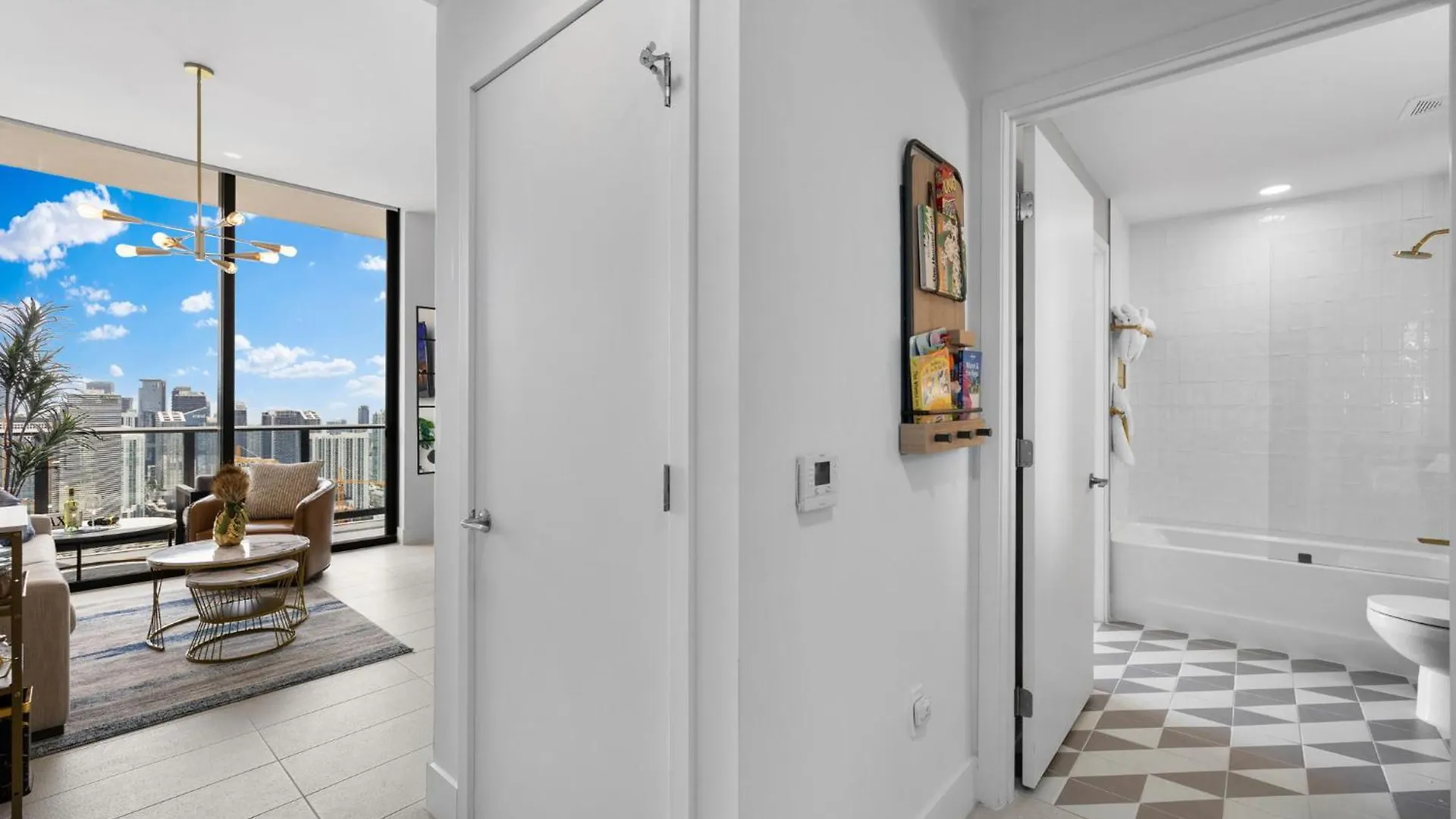 Ph 5107 Fl 1 Bedroom Lux Ocean View In Downtown