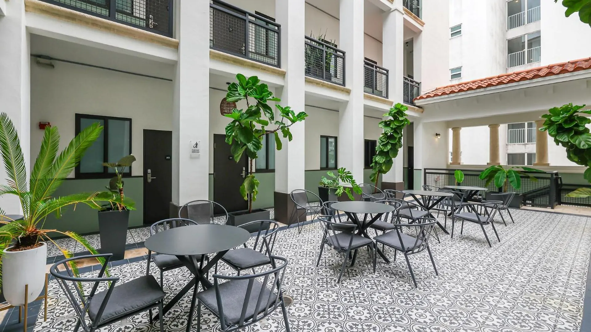 Apartment Roami At The Palace *