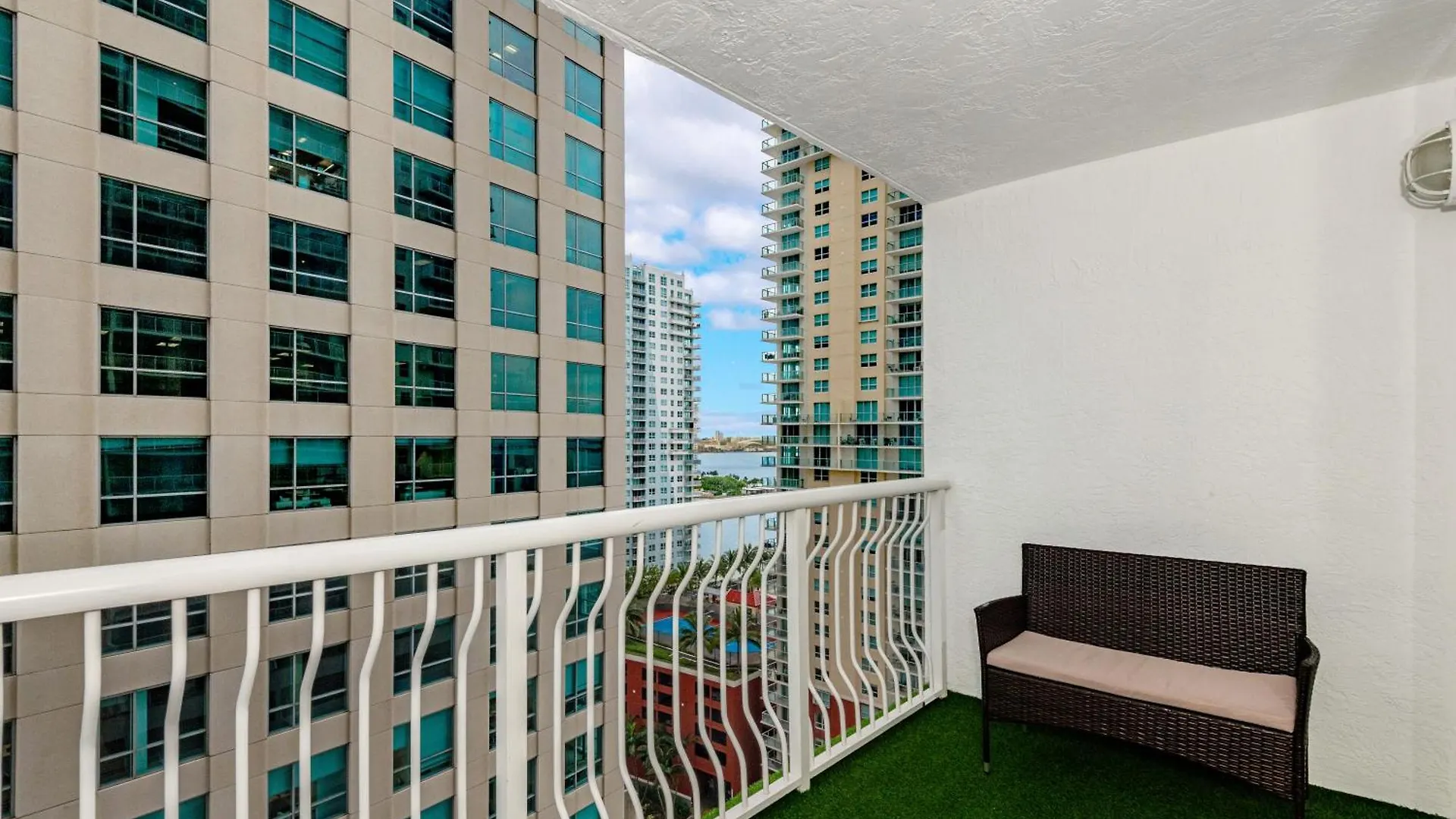 High Rise Brickell Modern
