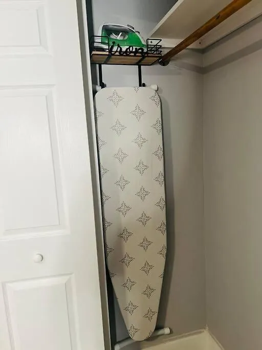 Apartment Private Double Near Clinics
