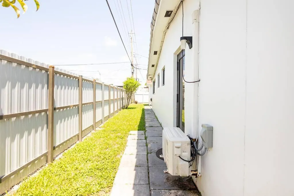 Apartment Private Double Near Clinics