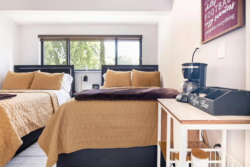 Private Double Near Clinics * Miami