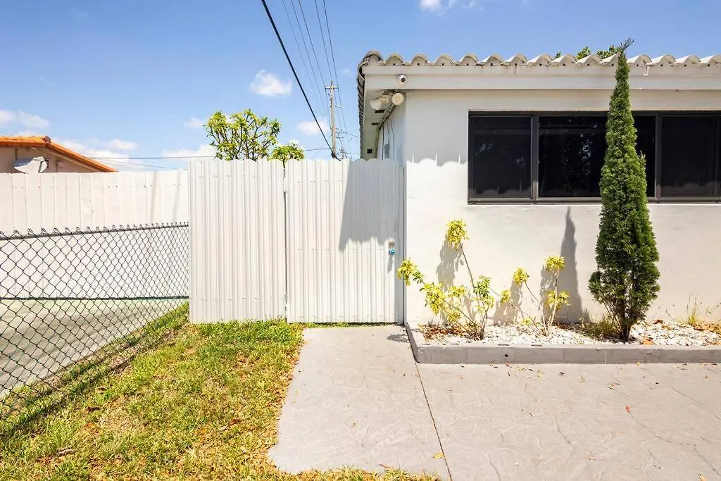 Apartmán Private Double Near Clinics