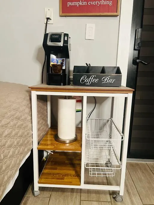 Private Double Near Clinics * Miami