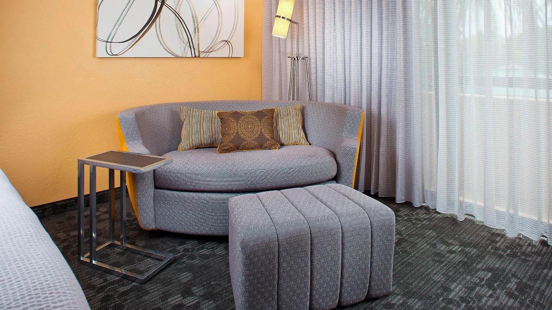Hotel Courtyard Airport West Doral