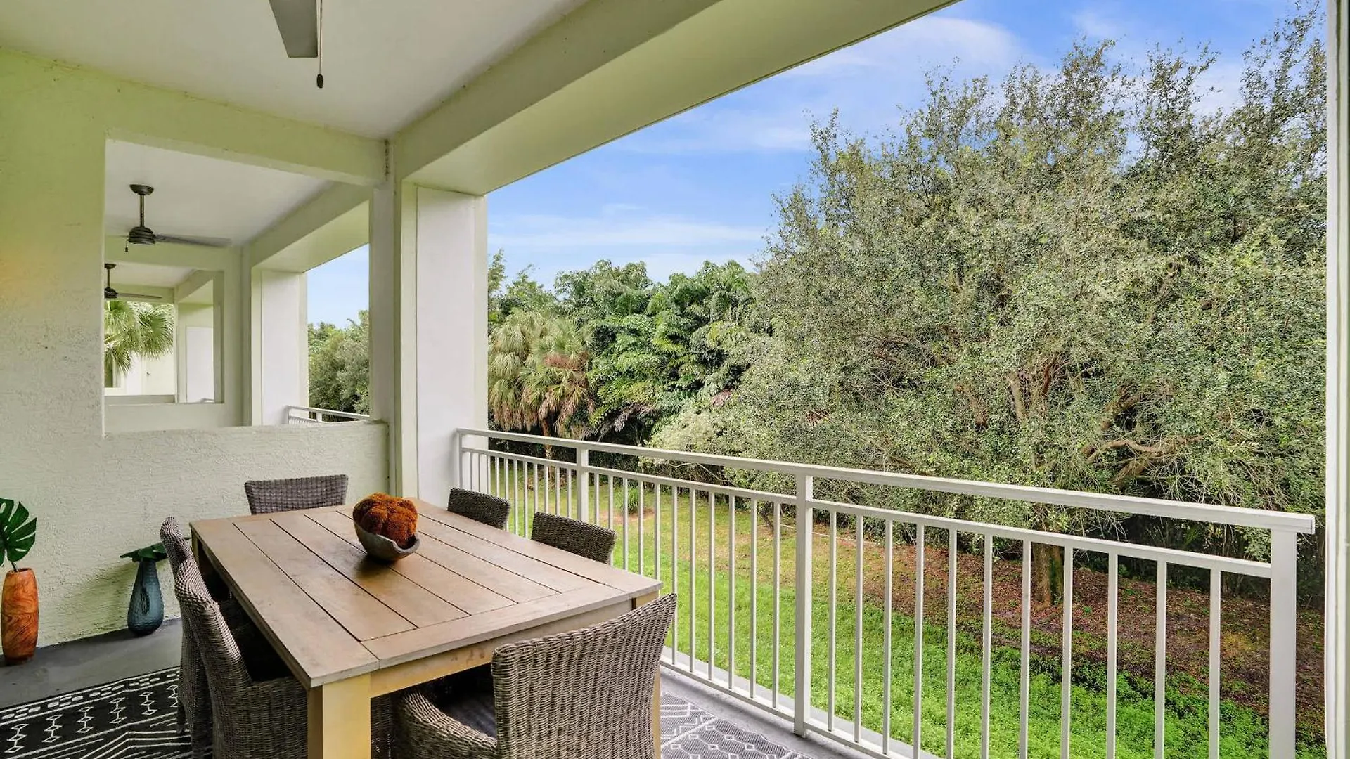Vista-2 Story W 3bdrms & Golf View *