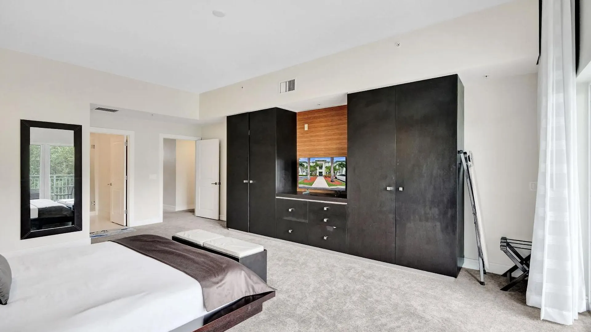 Vista-2 Story W 3bdrms & Golf View * Miami