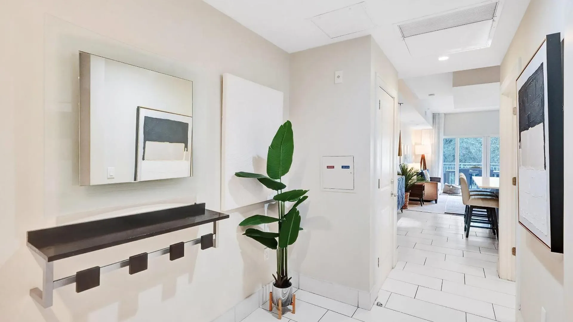 Vista-2 Story W 3bdrms & Golf View * Miami