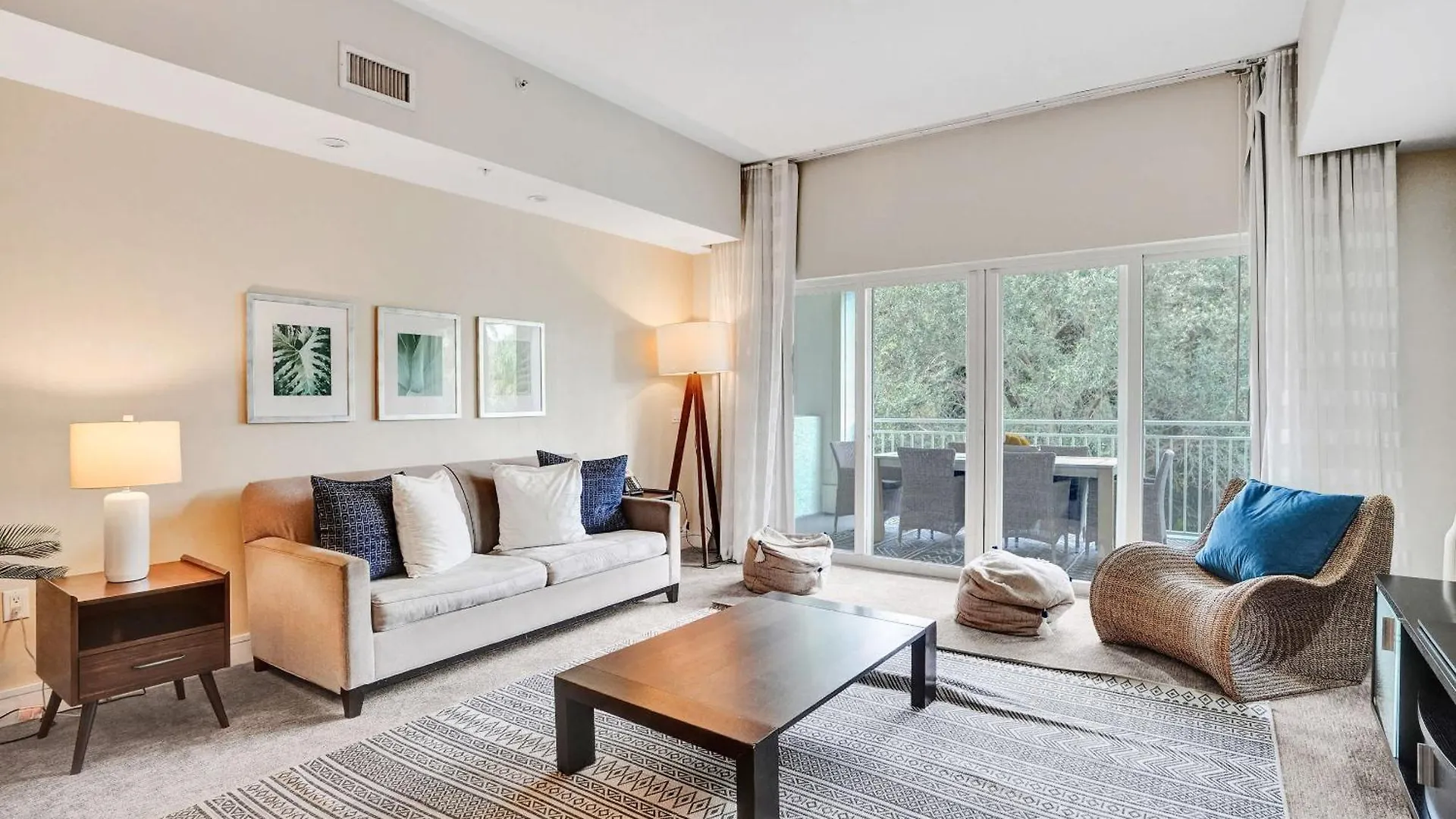 Vista-2 Story W 3bdrms & Golf View Holiday home Miami
