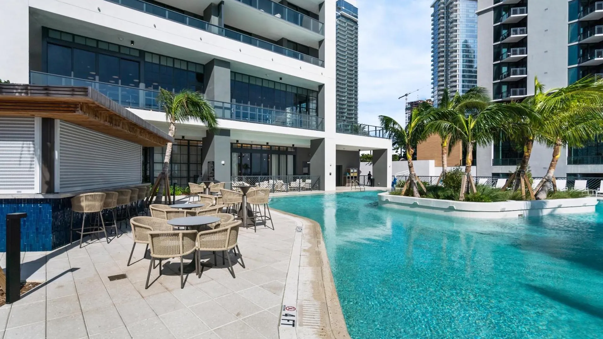 New Luxury 26th Floor In The Heart Of *
