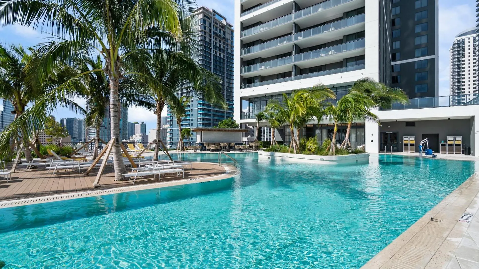 New Luxury 26th Floor In The Heart Of * Miami