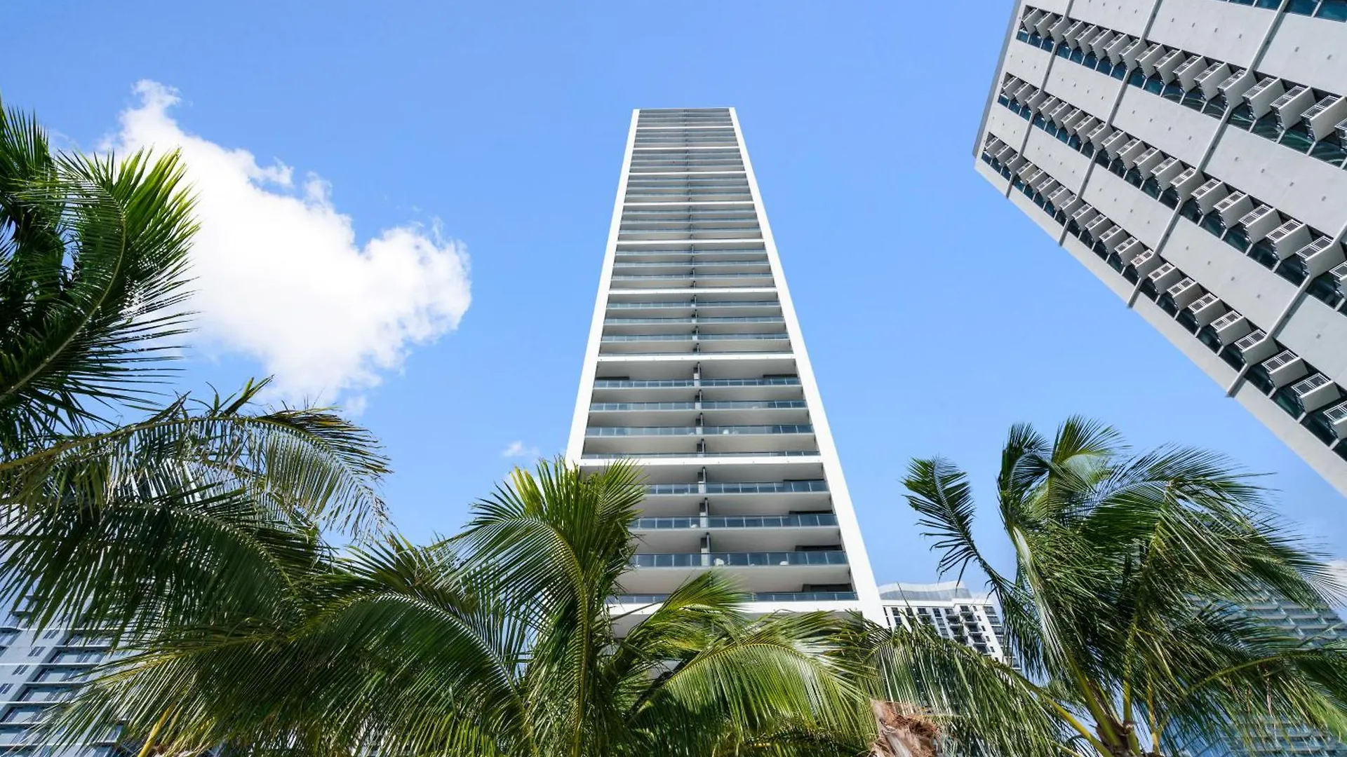 New Luxury 26th Floor In The Heart Of *