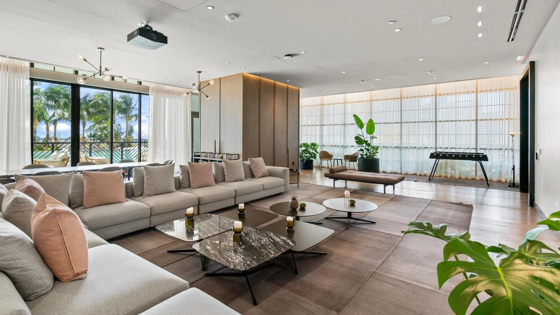 New Luxury 26th Floor In The Heart Of Apartment *